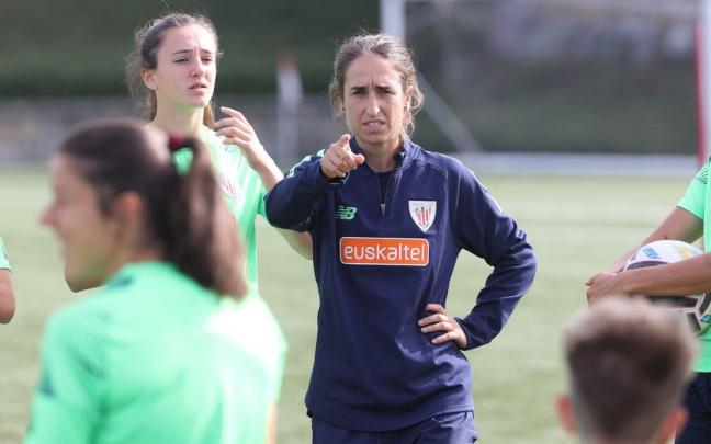 Iraia Iturregi, en un entrenamiento con el Athletic en Lezama Iraia Iturregi, en un entrenamiento con el Athletic en Lezama