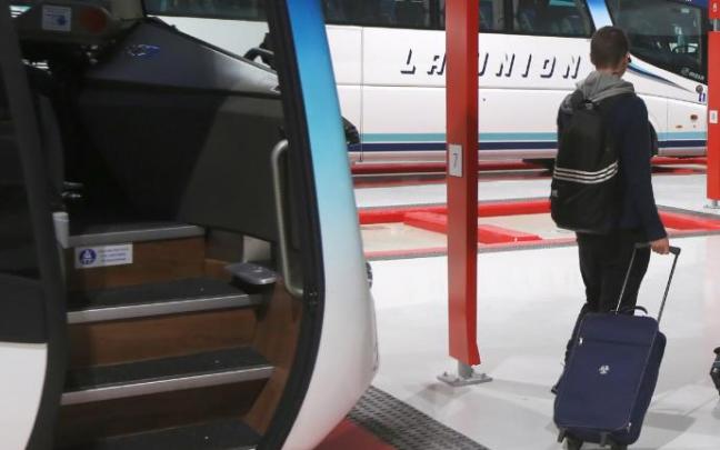 Bizkaia incrementa el servicio de líneas Bilbao-Gasteiz con seis expediciones más diarias de lunes a viernes