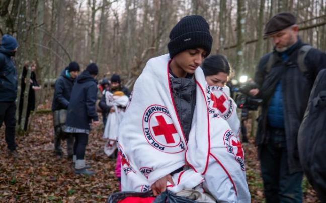 La ONU y la Cruz Roja llevan ayuda a los migrantes