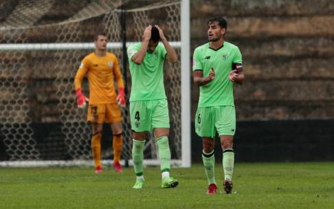 El partido nació loco y con los de casa con mucho más intensidad en su juego.