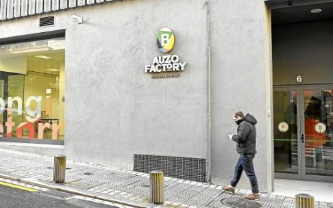 Bilbao Ekintza ofrece espacios como oficinas y locales para el desarrollo de las empresas de nueva creación en la villa. Bilbao Ekintza ofrece espacios como oficinas y locales para el desarrollo de las empresas de nueva creación en la villa.