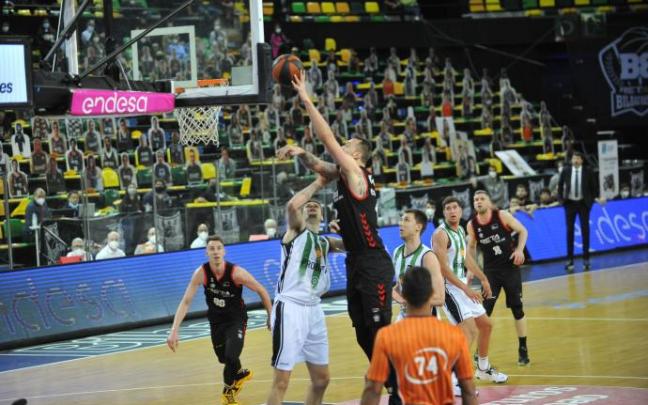 Los hombres de negro no han fallado ante el Joventut.