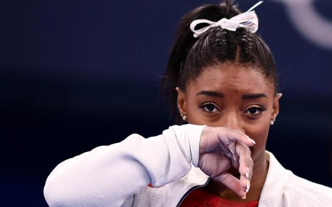 Simone Biles durante la final femenina por equipos. Simone Biles durante la final femenina por equipos.