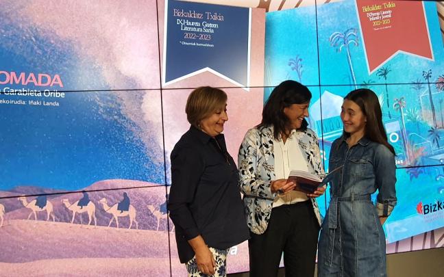 Lola López de Lacalle, Begoña de Ibarra y Aiala Garabieta Lola López de Lacalle, Begoña de Ibarra y Aiala Garabieta