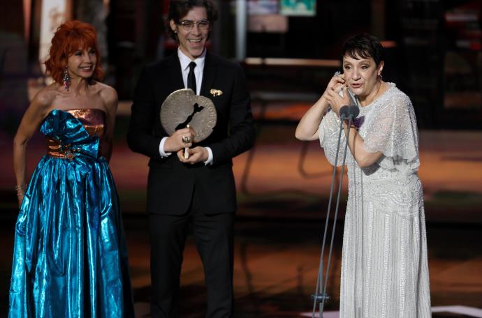 La actriz Blanca Portillo recibe el Premio Forqué a Mejor Interpretación Femenina.