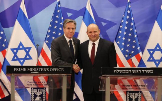 Blinken junto al primer ministro israelí Naftali Bennett este domingo en Jerusalén.