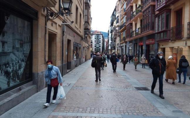 Canjeados en una semana 200.000 bonos para comprar en los comercios vascos