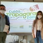 Iñaki Sasiain de Baturik, y la edil Karmele Martínez.