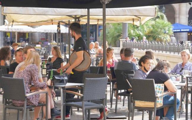 Los bonos hostelería del Ayuntamiento de Bilbao salen a la venta este miércoles