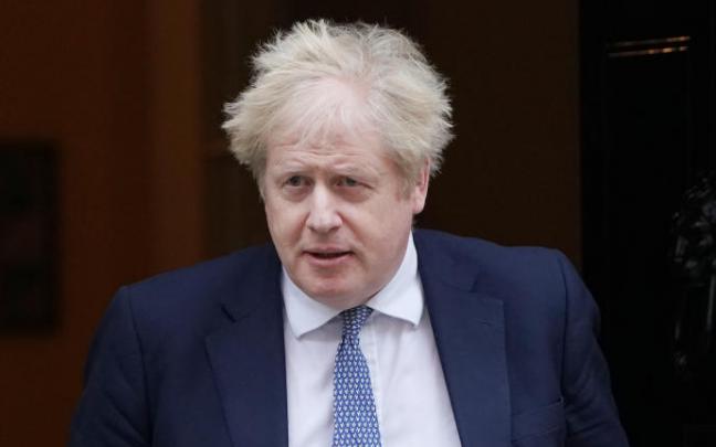 Son varios los parlamentarios conservadores que han pedido una moción de confianza interna