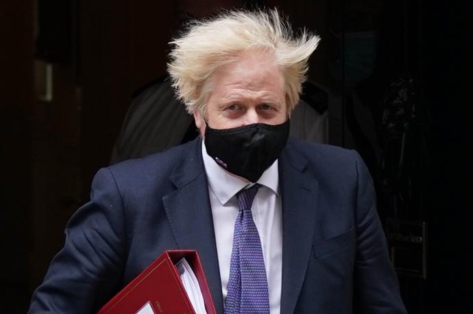 Boris Johnson levantará las restricciones el próximo 19 de julio.