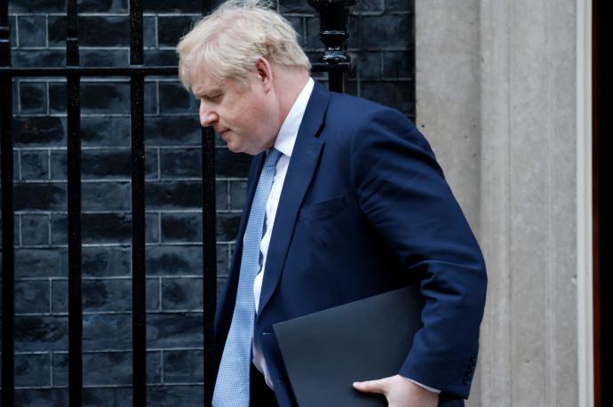 Boris Johnson, frente a la sede de Downing Street.