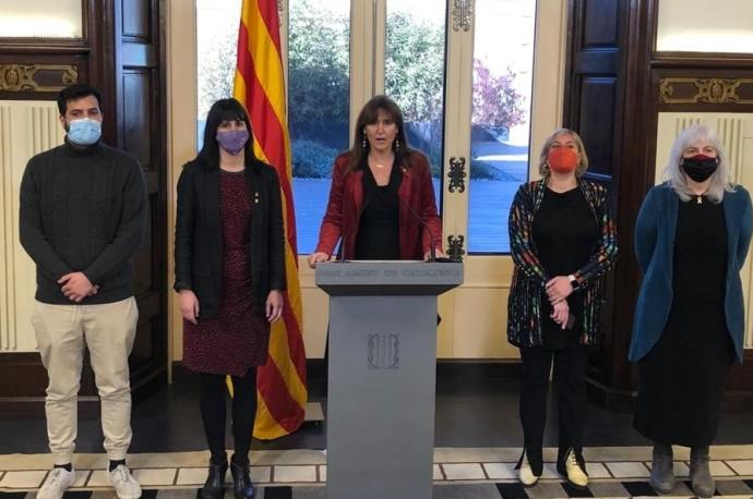 Comparecencia de la presidenta del Parlament, Laura Borràs, junto a los miembros de la Mesa.