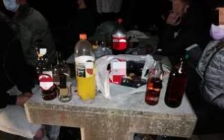 La Policía local de Getxo decomisó 650 litros de alcohol y 18 altavoces en Las Fiestas de Las Mercedes