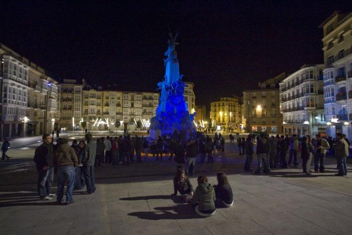 Botellón en la Virgen Blanca.