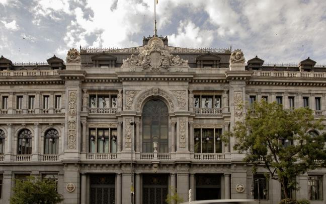 Fachada del Banco de España en Madrid. Fachada del Banco de España en Madrid.