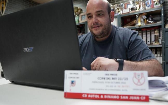 Alex D&iacute;az Bonilla, presidente del Dinamo