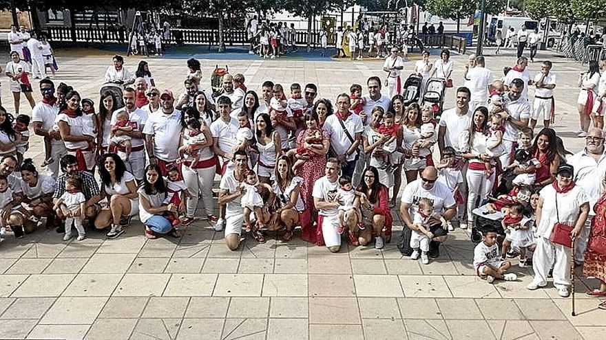 La imposición de los pañuelos a los nacidos en los dos últimos años.