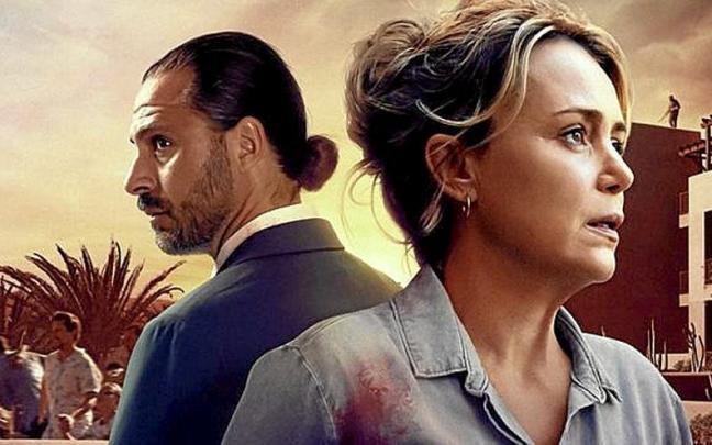 Cartel de la serie 'Fuego cruzado'.