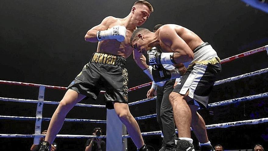 Jokin García ganó por KO técnico a Edwin Tercero. | FOTO: JOSÉ MARI MARTÍNEZ