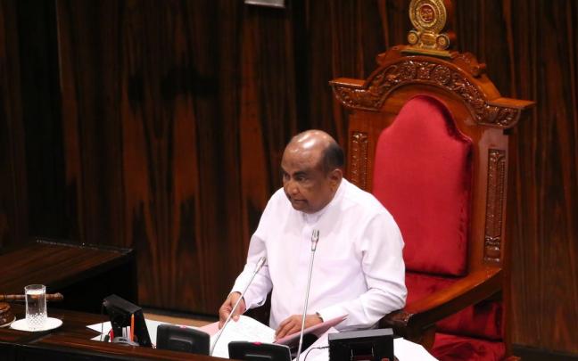 El presidente del Parlamento de Sri Lanka, Mahinda Yapa Abeywardena. El presidente del Parlamento de Sri Lanka, Mahinda Yapa Abeywardena.
