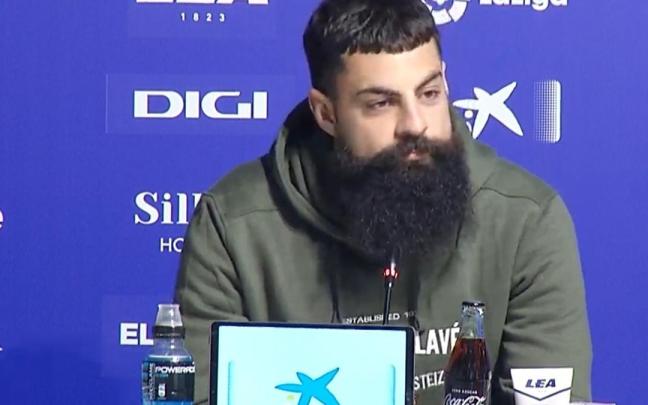 Asier Villalibre, en su presentación