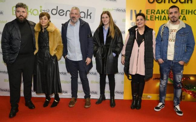 Bizkaidendak entrega los premios de su IV concurso de escaparates