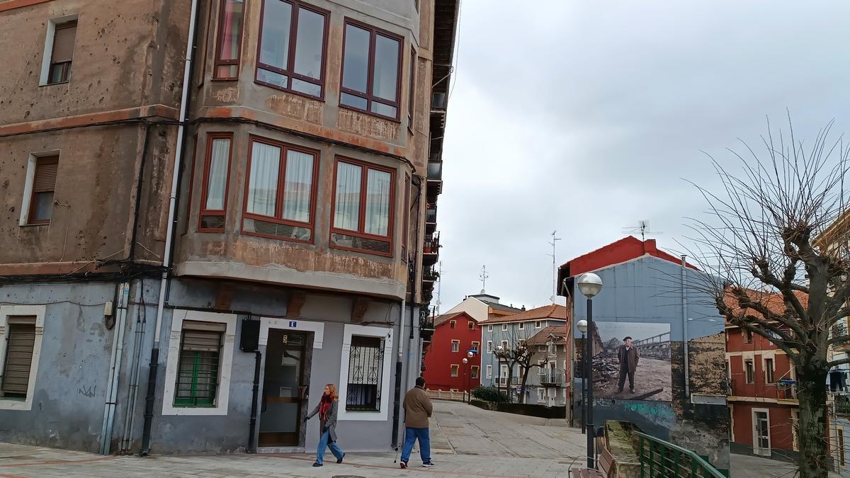 El Ayuntamiento de Sestao invertirá poco más de un millón de euros en la regeneración del Grupo Vista Alegre.