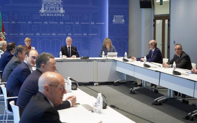 Reuni&oacute;n de ayer entre el lehendakari I&ntilde;igo Urkullu y representantes de Confebask.
