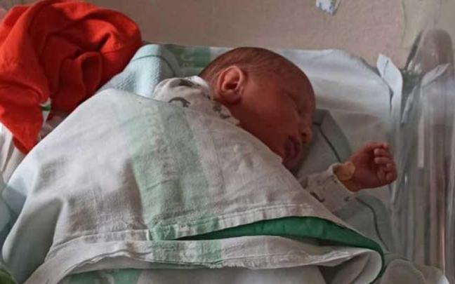 Hay que tener especial cuidado con la bronquiolitis si el bebé tiene menos de 12 semanas. Hay que tener especial cuidado con la bronquiolitis si el bebé tiene menos de 12 semanas.