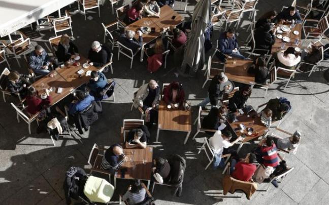 Terraza de la Plaza del Castillo de Pamplona