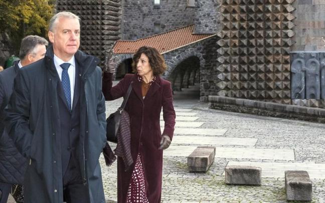 El lehendakari I&ntilde;igo Urkullu, ayer en el Santuario de Arantzazu.
