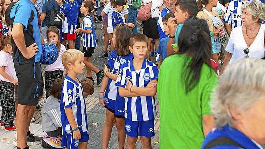 Gran ambiente por el Txiki Eguna