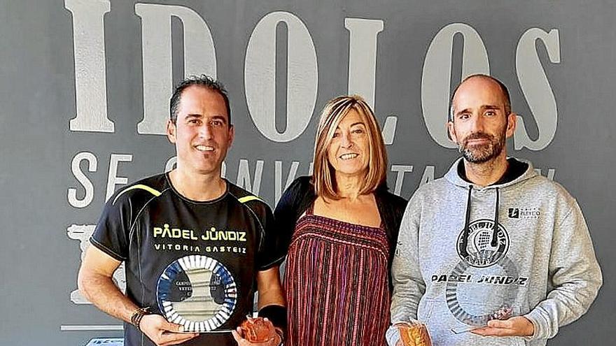 Txus Peña y Gorka Alonso, campeones de Álava de +40. | FOTO: DNA