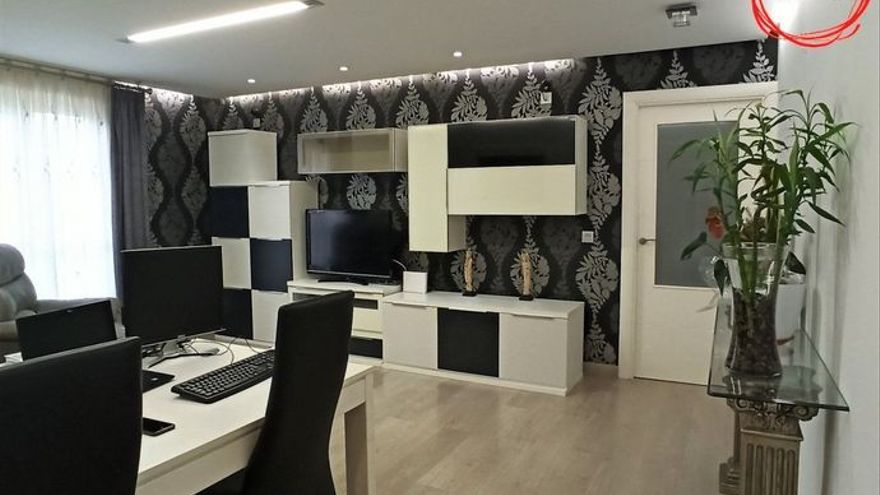 Piso en alquiler con garaje y trastero en Mendillorri, Pamplona