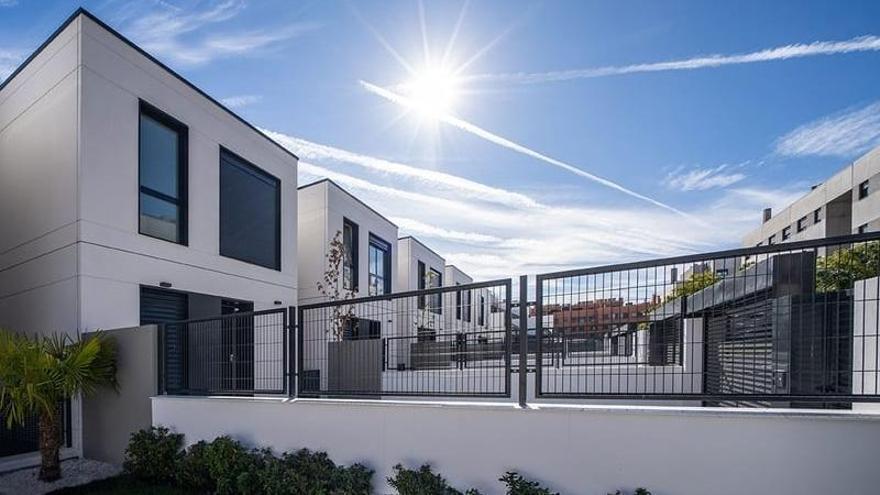 Promoción industrializada de AEDAS Homes en Torrejón de Ardoz, Madrid.