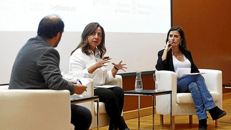Renata Ávila, abogada y miembro del equipo jurídico de Julian Assange; y la periodista Olga Rodríguez.