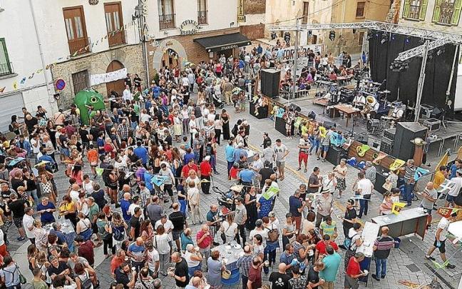 El cartel anunciador de la fiesta con sus patrocinadores. | FOTOS: CEDIDAS