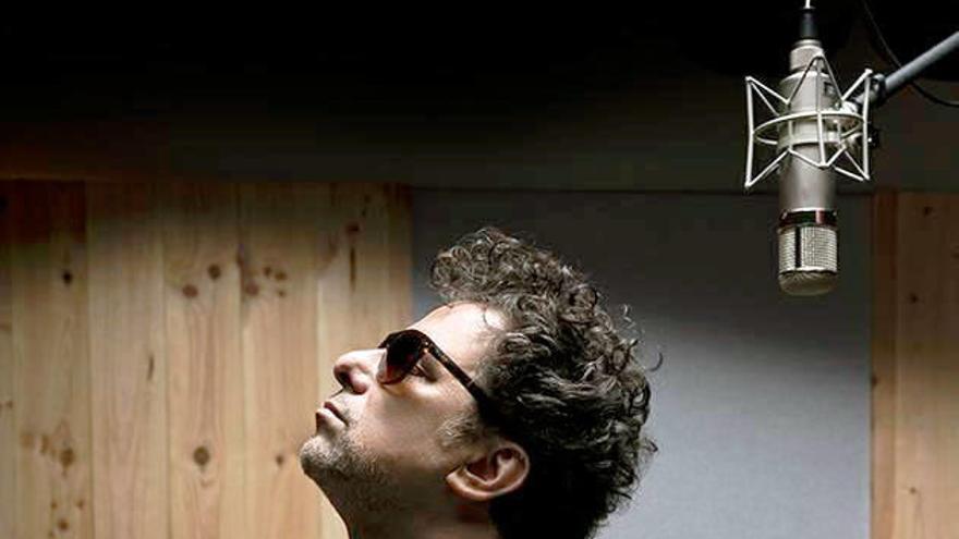 Andr&eacute;s Calamaro