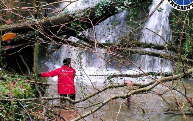 Trabajos de búsqueda del vecino de Errenteria desaparecido.