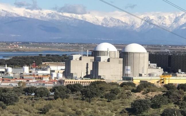 Vista de la central nuclear de Almaraz (Cáceres).