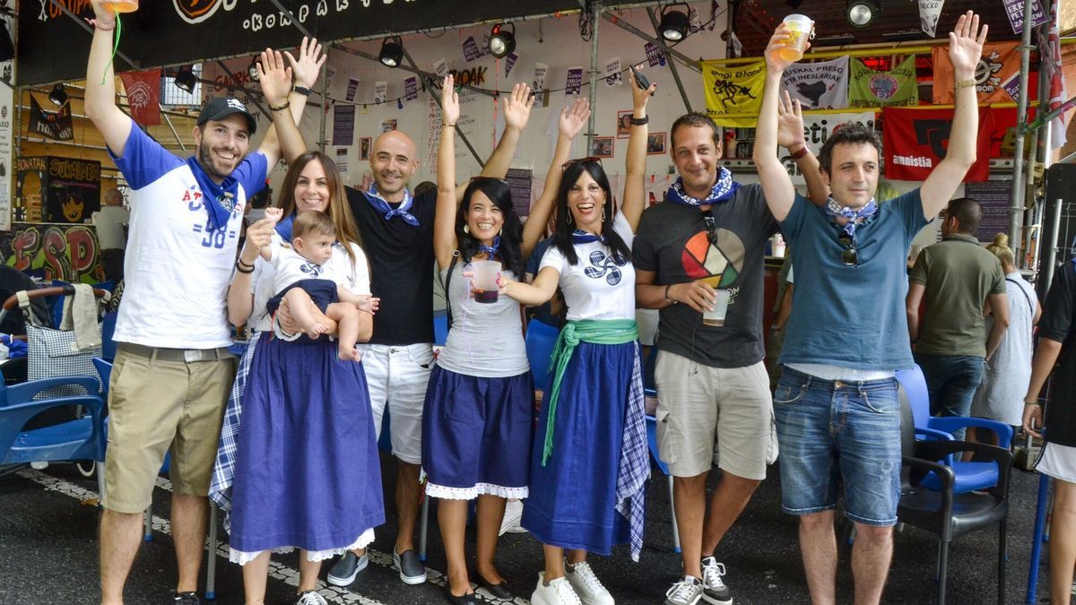 Hay quienes viven las fiestas por la mañana.