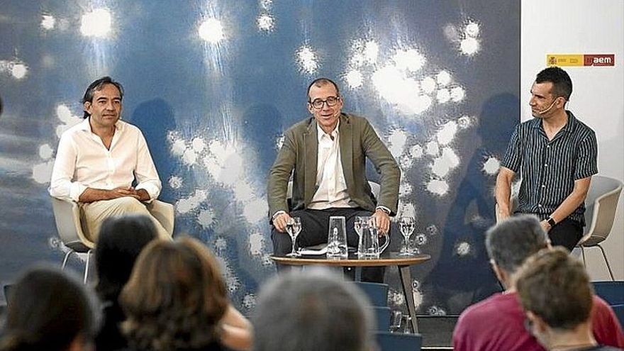 Patrick Alfaya (c), Aitor Biain (d) y Josu Oki&ntilde;ena (i).