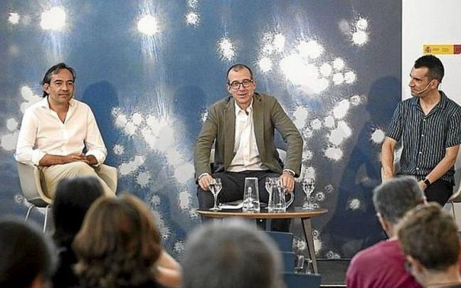 Patrick Alfaya (c), Aitor Biain (d) y Josu Oki&ntilde;ena (i).