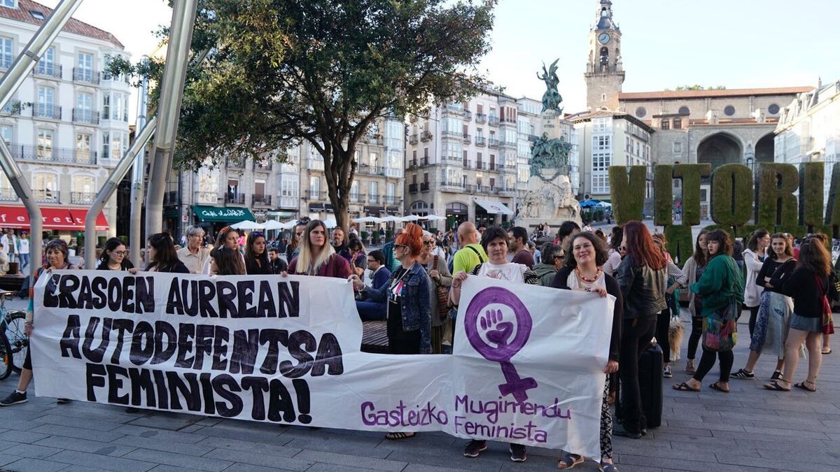 Concentración contra las agresiones feministas