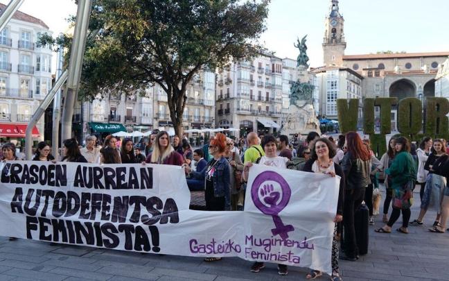 Concentración contra las agresiones feministas
