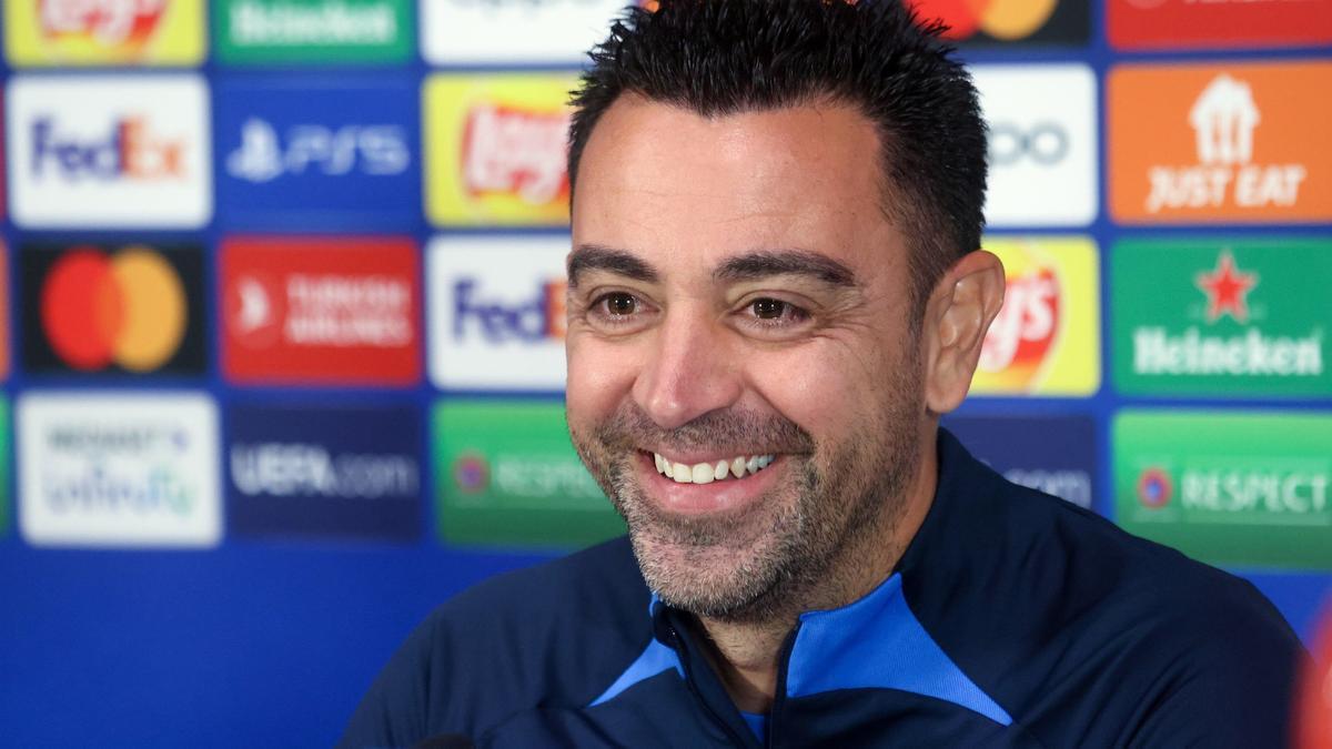 Xavi, durante la rueda de prensa de ayer.