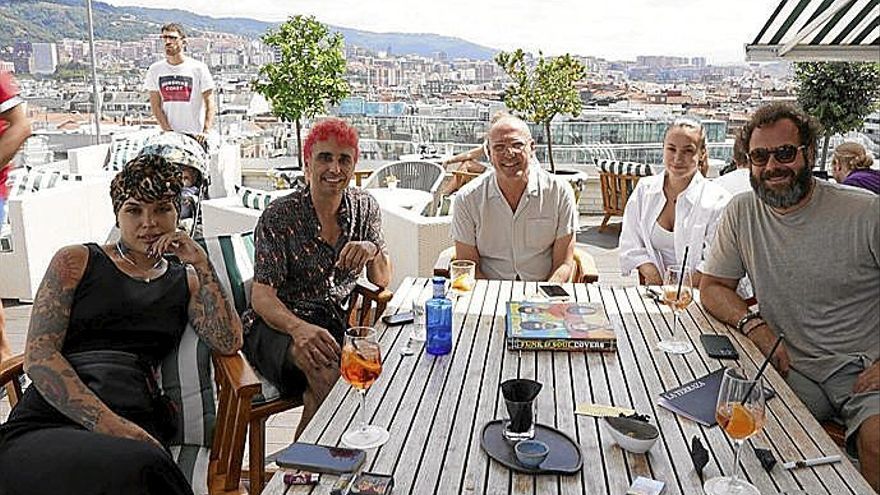 Vinila Von Bismark, Canco Rodríguez, Ernest Coll, Ana María Voicu e Iñaki Fernández, de ‘The Hole X’