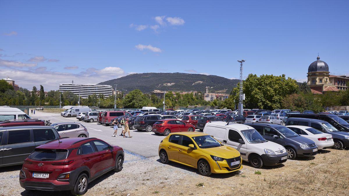 Aparcamiento disuasorio en Rochapea.