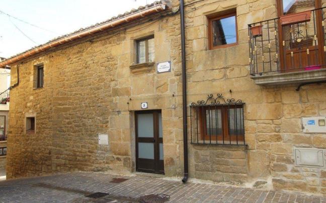 Haz resurgir una de estas casas de pueblo en Navarra con una bonita reforma.
